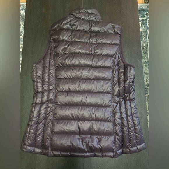 32Degrees Heat Down Filled Vest Large Burgundy - Picture 3 of 3